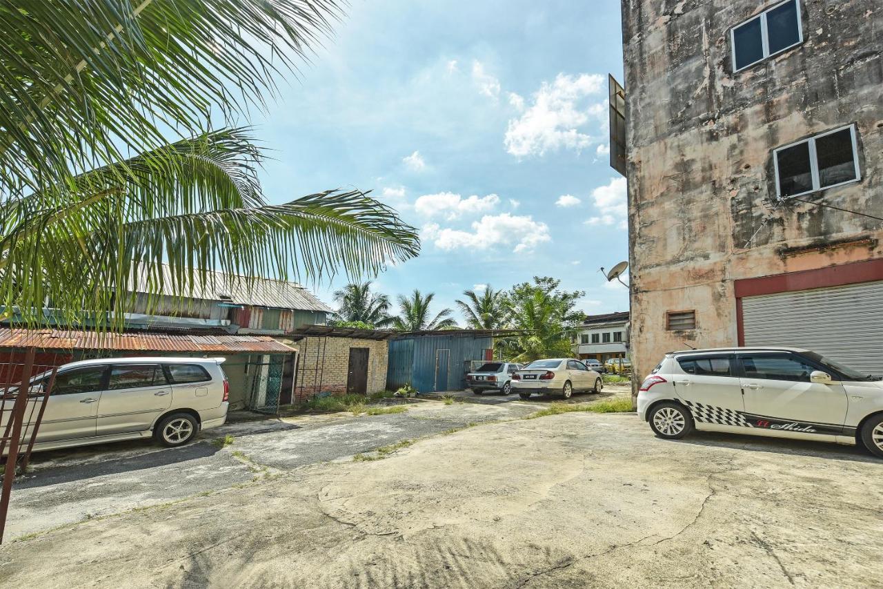 تايبينغ Super Oyo Capital O 90659 Raintown Timbers Hotel المظهر الخارجي الصورة